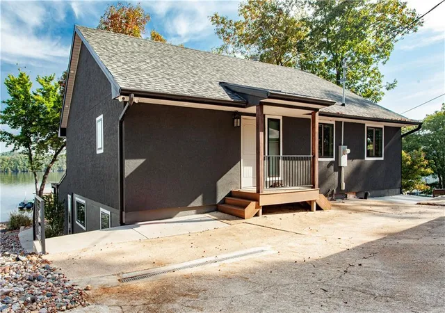 Homes for sale in Climax Springs, MO | 472 Osage Oaks Dr, Climax Springs, MO 65324 | MLS# 2621636