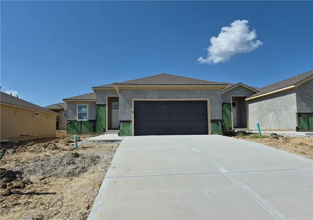 Photo 1 of Single family home for sale at 14552 Amanda Ln, Basehor, KS 66007 | MLS# 2621637 | Listing updated on 2026-09-02