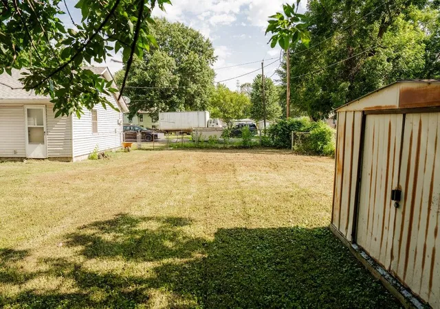 Homes for sale in Parsons, KS | 1400 S 12th St, Parsons, KS 67357 | MLS# 2621639