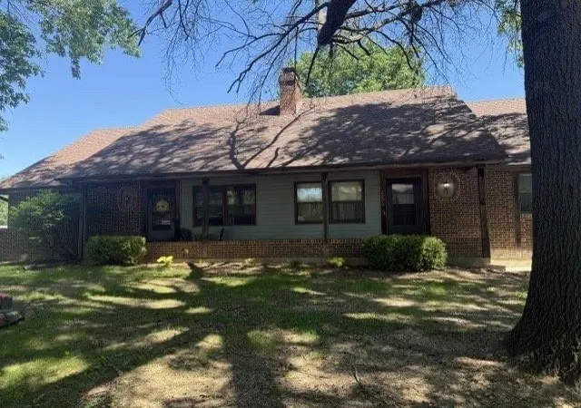 4th image of 2200 Twin Oaks Dr, Harrisonville, MO 64701 | MLS# 2621652