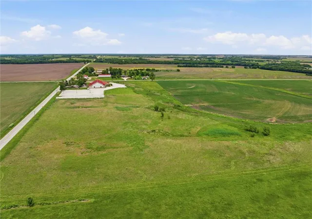 Homes for sale in Baldwin City, KS | 0000 E 900 Rd, Baldwin City, KS 66006 | MLS# 2621664