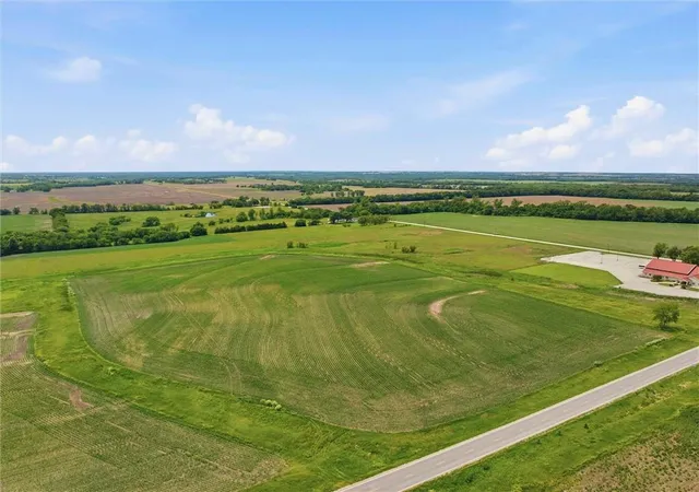 Homes for sale in Baldwin City, KS | 0000 N 300 Rd, Baldwin City, KS 66006 | MLS# 2621673