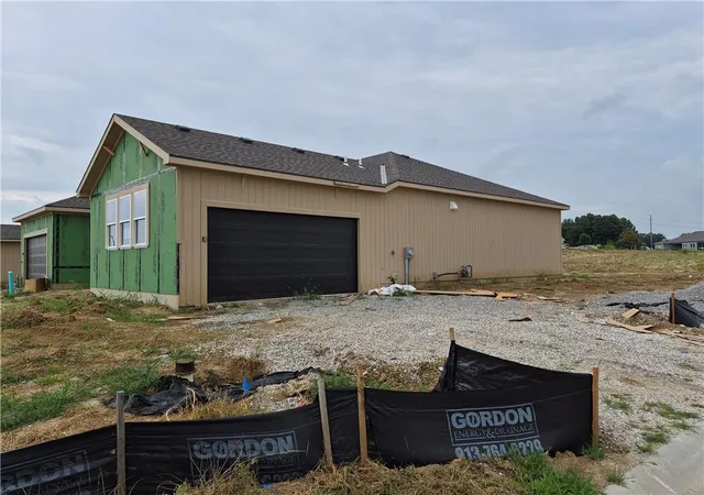 2nd image of 14550 Amanda Ln, Basehor, KS 66007 | MLS# 2621709