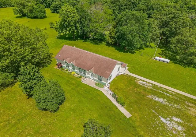 Homes for sale in Kingsville, MO | 59 1621st Rd, Kingsville, MO 64061 | MLS# 2621773