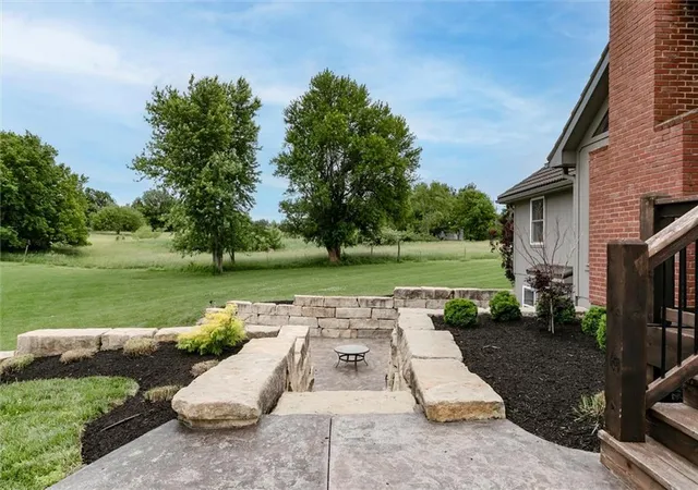 Homes for sale in Bucyrus, KS | 21385 Nall Ave, Bucyrus, KS 66013 | MLS# 2621784