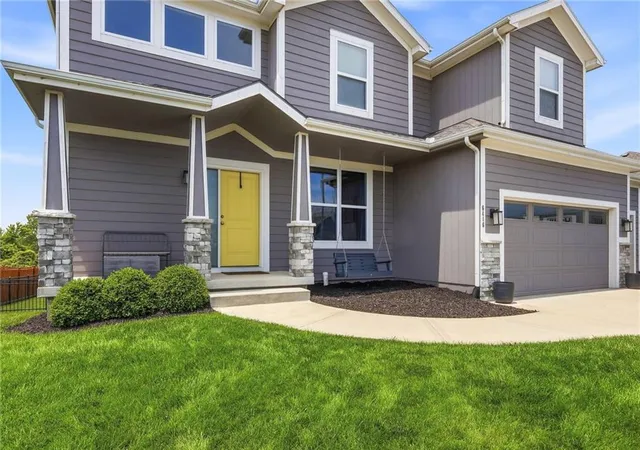 2nd image of 6416 N 142nd St, Basehor, KS 66007 | MLS# 2621811