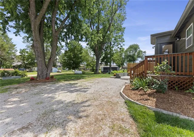 Homes for sale in Bucyrus, KS | 420 South St, Bucyrus, KS 66013 | MLS# 2621819
