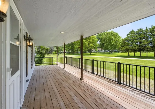 Homes for sale in Peculiar, MO | 20208 S Bridle Ln, Peculiar, MO 64078 | MLS# 2621825