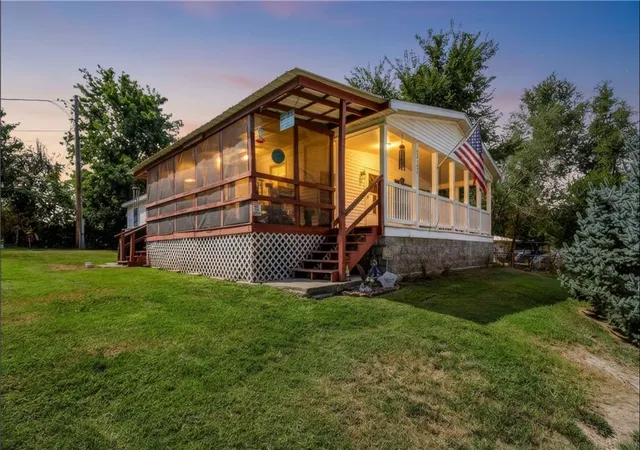 1st image of 29335 Van Dyke Ave, Warsaw, MO 65355 | MLS# 2621843