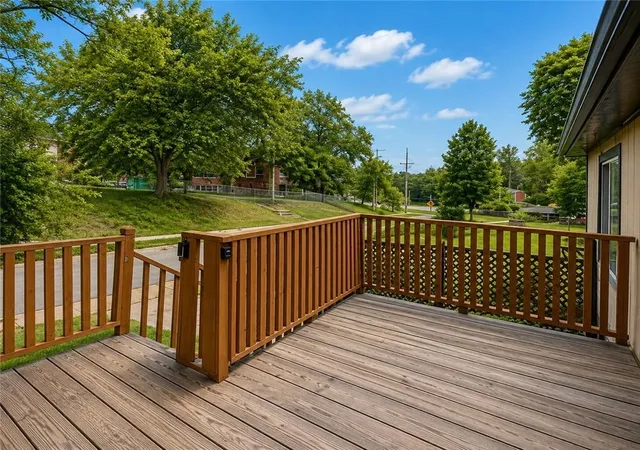 Photo 2 of Single family home for sale at 6120 Elmwood Ave, Kansas City, MO 64130 | MLS# 2621848 | Listing updated on 2026-08-03