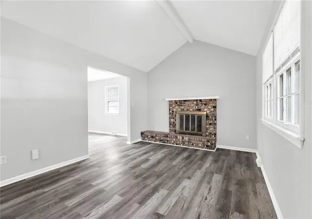 3rd image of 1311 Highland Dr, Lee's Summit, MO 64081 | MLS# 2621854