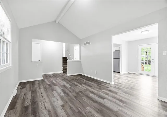 5th image of 1311 Highland Dr, Lee's Summit, MO 64081 | MLS# 2621854