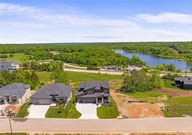 Photo 3 of Single family home for sale at 22364 W 90th Terrace, Shawnee Mission, KS 66227 | MLS# 2621922 | Listing updated on 2026-09-30