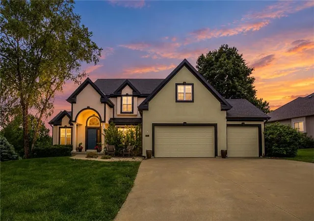 Photo 1 of Single family home for sale at 12670 Oak Harbor Dr, Platte City, MO 64079 | MLS# 2622004 | Listing updated on 2026-10-04