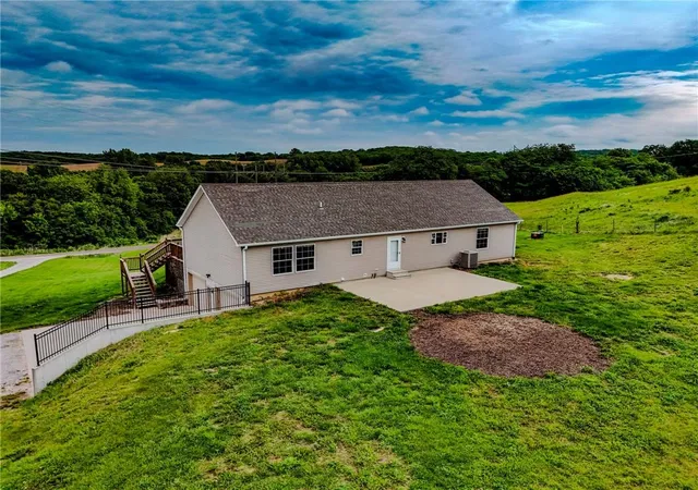 2nd image of 130 Se Sparta Rd, Faucett, MO 64448 | MLS# 2622010