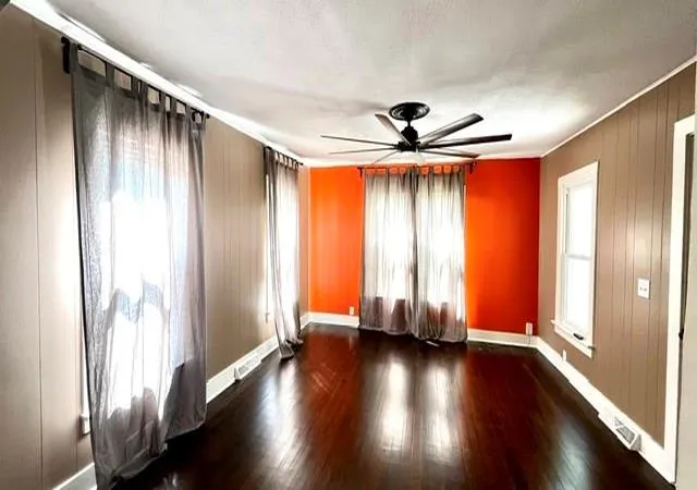 Photo 3 of Single family home for sale at 117 S Elm St, Ottawa, KS 66067 | MLS# 2622031 | Listing updated on 2026-08-30