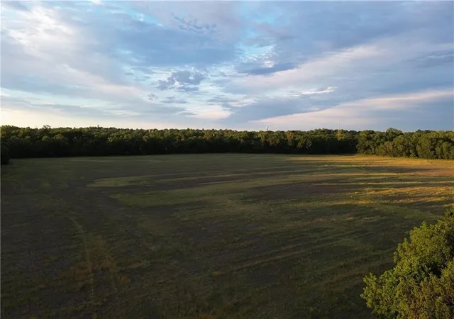 1st image of Stewart Ln, Paola, KS 66071 | MLS# 2622063