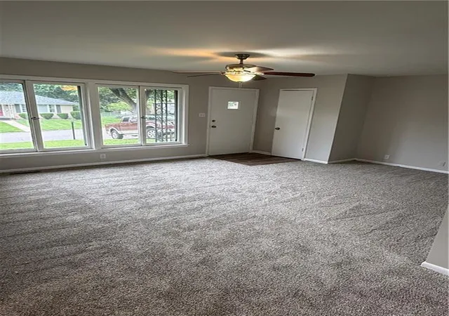 2nd image of 3115 Doniphan Ave, St Joseph, MO 64507 | MLS# 2622064