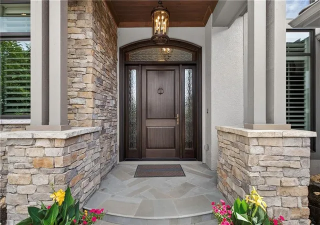 4th image of 6009 W 137Th St, Overland Park, KS 66223 | MLS# 2622092