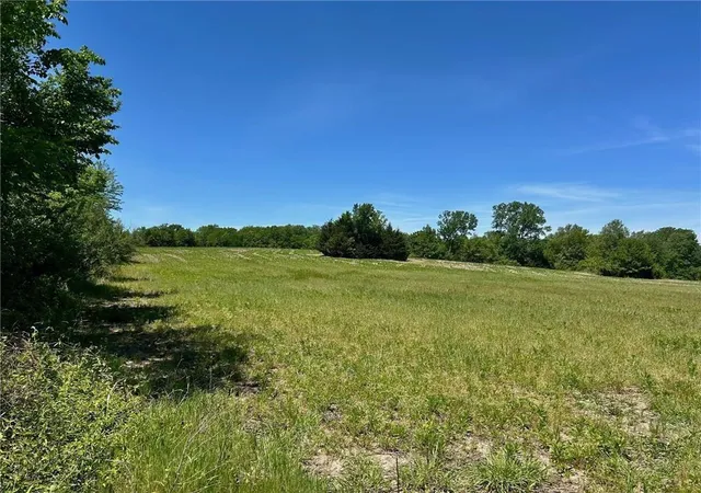 Homes for sale in Lone Jack, MO | 34914 E Colbern Rd, Lone Jack, MO 64070 | MLS# 2622186