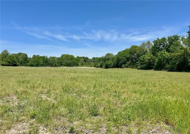Homes for sale in Lone Jack, MO | 34914 E Colbern Rd, Lone Jack, MO 64070 | MLS# 2622186