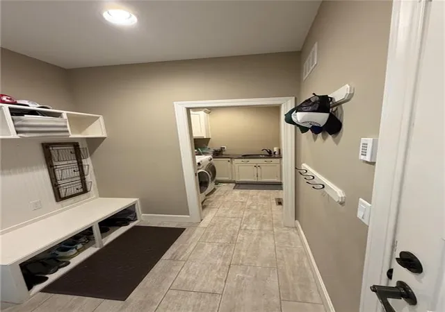 5th image of 5739 Ne Timber Hills Dr, Lees Summit, MO 64064 | MLS# 2622216