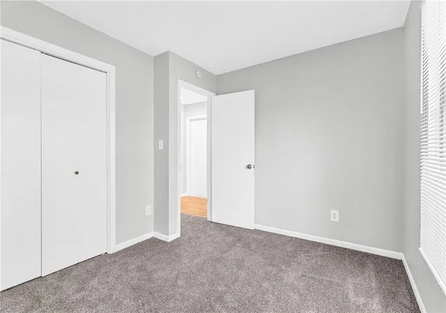 4th image of 724 E 122Nd Ter, Kansas City, MO 64146 | MLS# 2622232