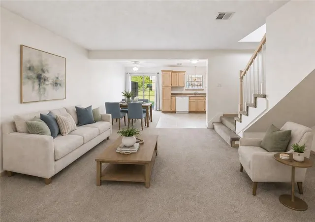 2nd image of 5542 Nw Moonlight Meadow Dr, Lees Summit, MO 64064 | MLS# 2622261