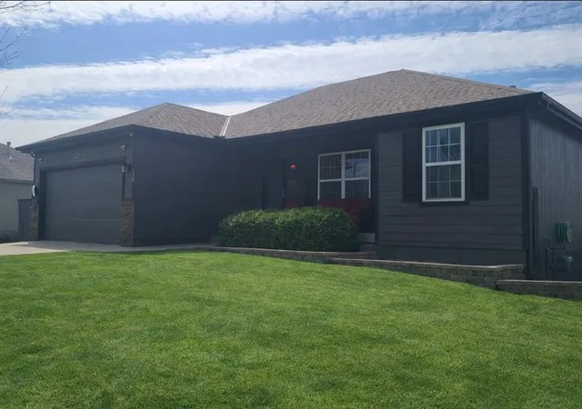 Homes for sale in Gardner, KS | 530 S Maple St, Gardner, KS 66030 | MLS# 2622263