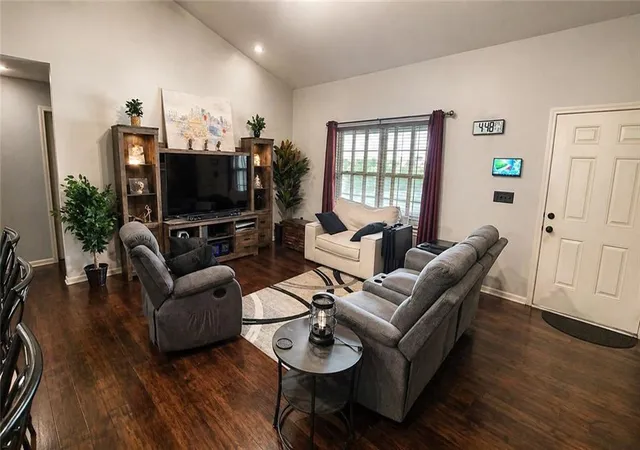 Homes for sale in Gardner, KS | 530 S Maple St, Gardner, KS 66030 | MLS# 2622263