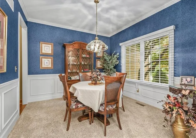 5th image of 240 Sw Winterpark Cir, Lees Summit, MO 64081 | MLS# 2622269