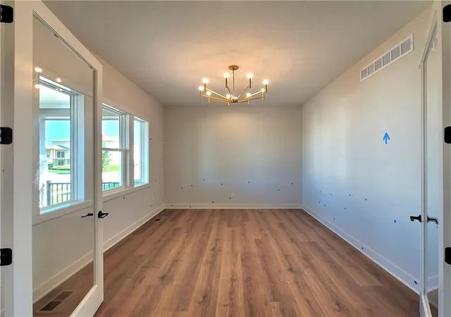 4th image of 18220 Monrovia St, Bucyrus, KS 66013 | MLS# 2622356