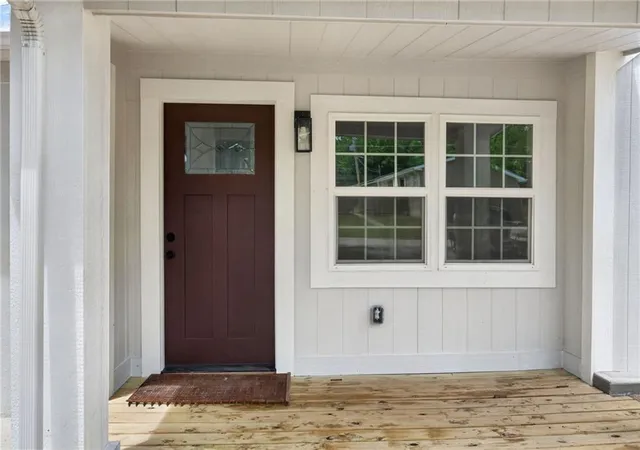 Homes for sale in Fort Scott, KS | 1711 E 1st St, Fort Scott, KS 66701 | MLS# 2622373