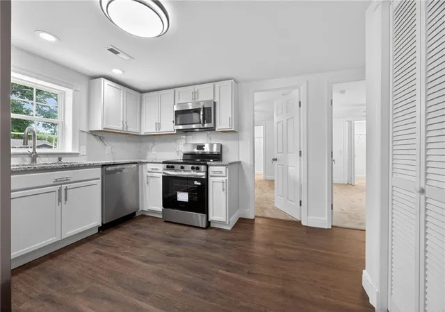 2nd image of 1711 E 1st St, Fort Scott, KS 66701 | MLS# 2622373
