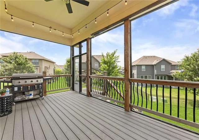 Homes for sale in Lenexa, KS | 24735 W 91St Pl, Lenexa, KS 66227 | MLS# 2622407