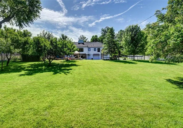 48th image of 30 Ne Normandy Ln, Kansas City, MO 64116 | MLS# 2622420