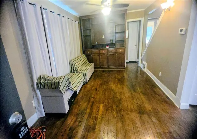 2nd image of 1312 W 29th St, Independence, MO 64052 | MLS# 2622421