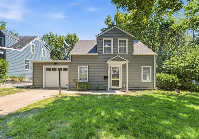 1st image of 3005 W 50th Ter, Westwood, KS 66205 | MLS# 2622425