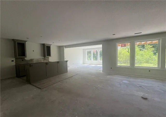 Photo 13 of Single family home for sale at 2615 Ne 91st Place, Kansas City, MO 64156 | MLS# 2622431 | Listing updated on 2026-08-27