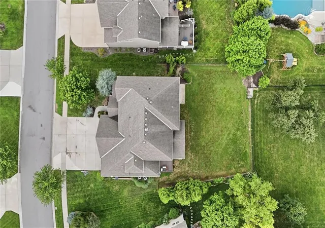 62nd image of 9428 W 157th Pl, Overland Park, KS 66221 | MLS# 2622443