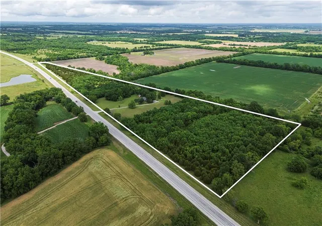 Homes for sale in Liberty, KS | 3068 Hwy 169 Hwy, Liberty, KS 67351 | MLS# 2622480