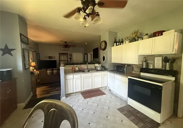 Homes for sale in Oregon, MO | 402 Auburn Ave, Oregon, MO 64473 | MLS# 2622482