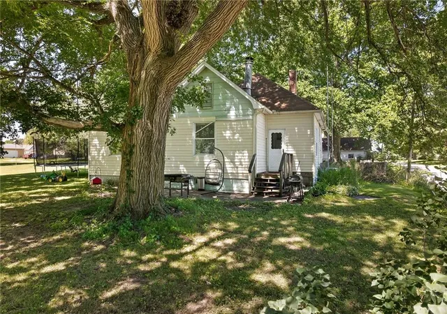 Homes for sale in Oregon, MO | 401 N Madison St, Oregon, MO 64473 | MLS# 2622503