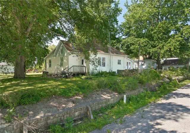 Homes for sale in Oregon, MO | 401 N Madison St, Oregon, MO 64473 | MLS# 2622503