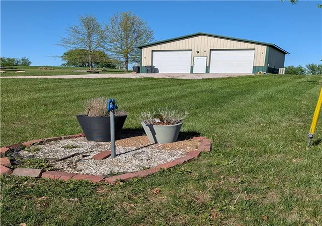 Homes for sale in Gallatin, MO | 103 Gulfstream Dr, Gallatin, MO 64640 | MLS# 2622540