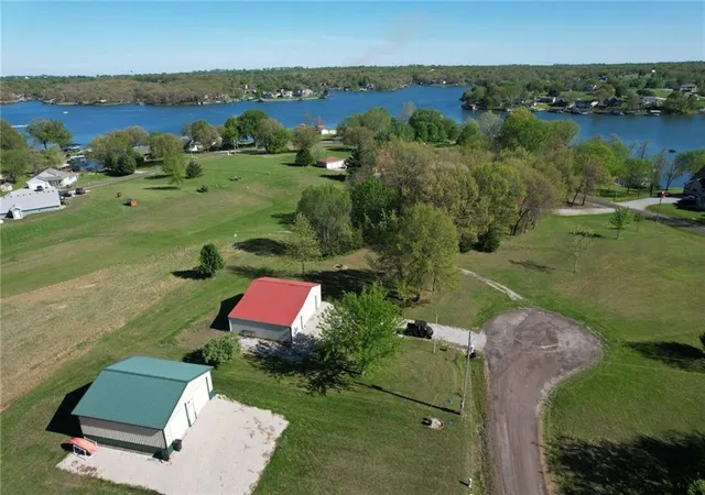 Homes for sale in Gallatin, MO | 103 Gulfstream Dr, Gallatin, MO 64640 | MLS# 2622540