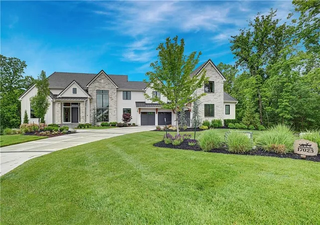 1st image of 17023 Wallace Wy, Loch Lloyd, MO 64012 | MLS# 2622543