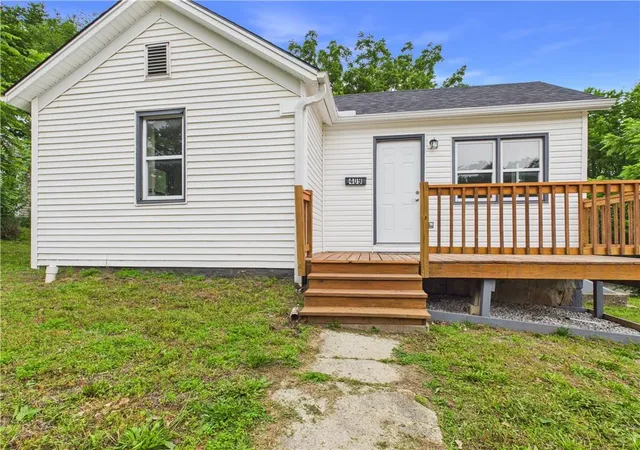Homes for sale in Warrensburg, MO | 409 W Culton St, Warrensburg, MO 64093 | MLS# 2622549