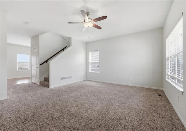 Photo 5 of Sale Pending at 11127 N Jefferson St, Kansas City, MO 64155 | MLS# 2622550 | Listing updated on 2026-09-02