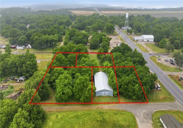 1st image of 1225 Adams St, Altoona, KS 66710 | MLS# 2622557